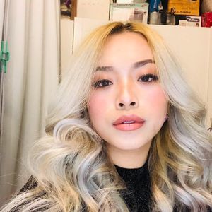 Meet your Posher, Diem